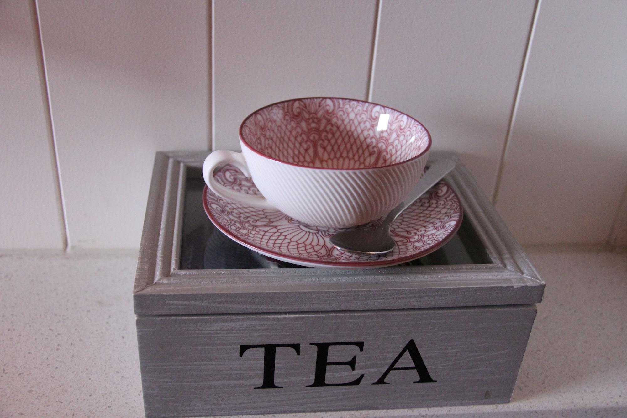 Altitude On Монтвилл Экстерьер фото Teacup and saucer